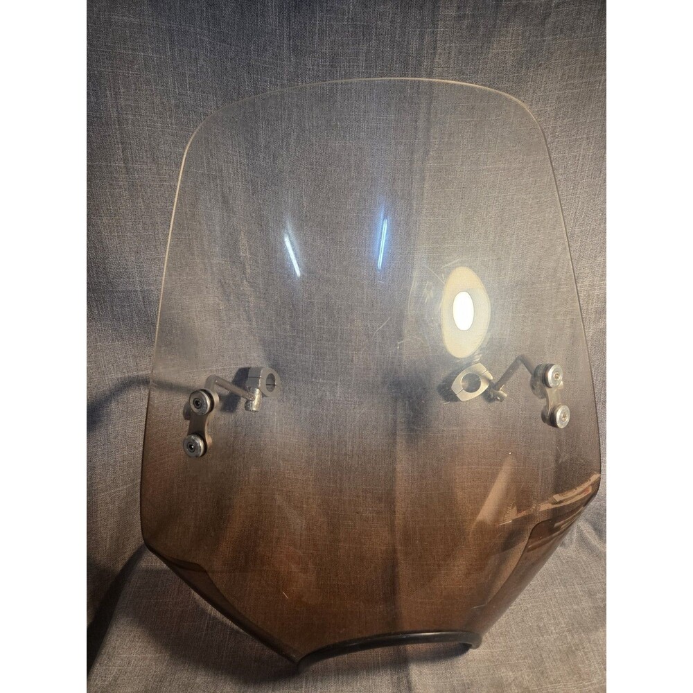 Memphis Shades Classic Deuce Windshield With Handlebar Mounting Kit - Silver